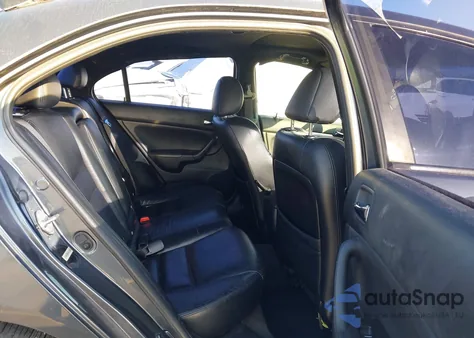 2004 Acura Tsx z USA, uszkodzony, nr VIN JH4CL96814C028365